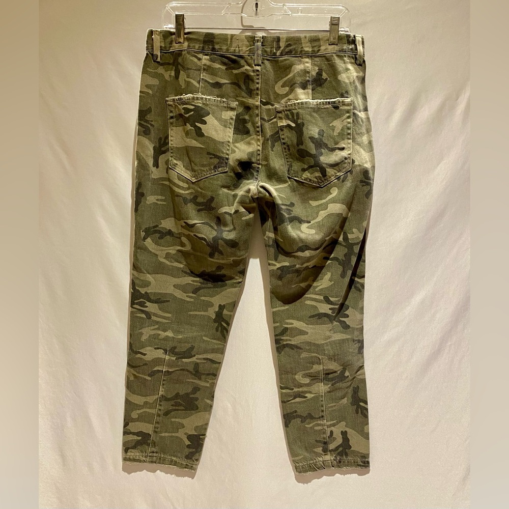 AMO Camo Slouch Cropped Trousers, size 27 - Picture 9 of 12